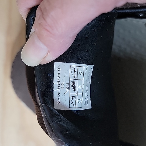 CROCS Low Top Hover Converse Style Sneakers Shoes Leather - Picture 10 of 10